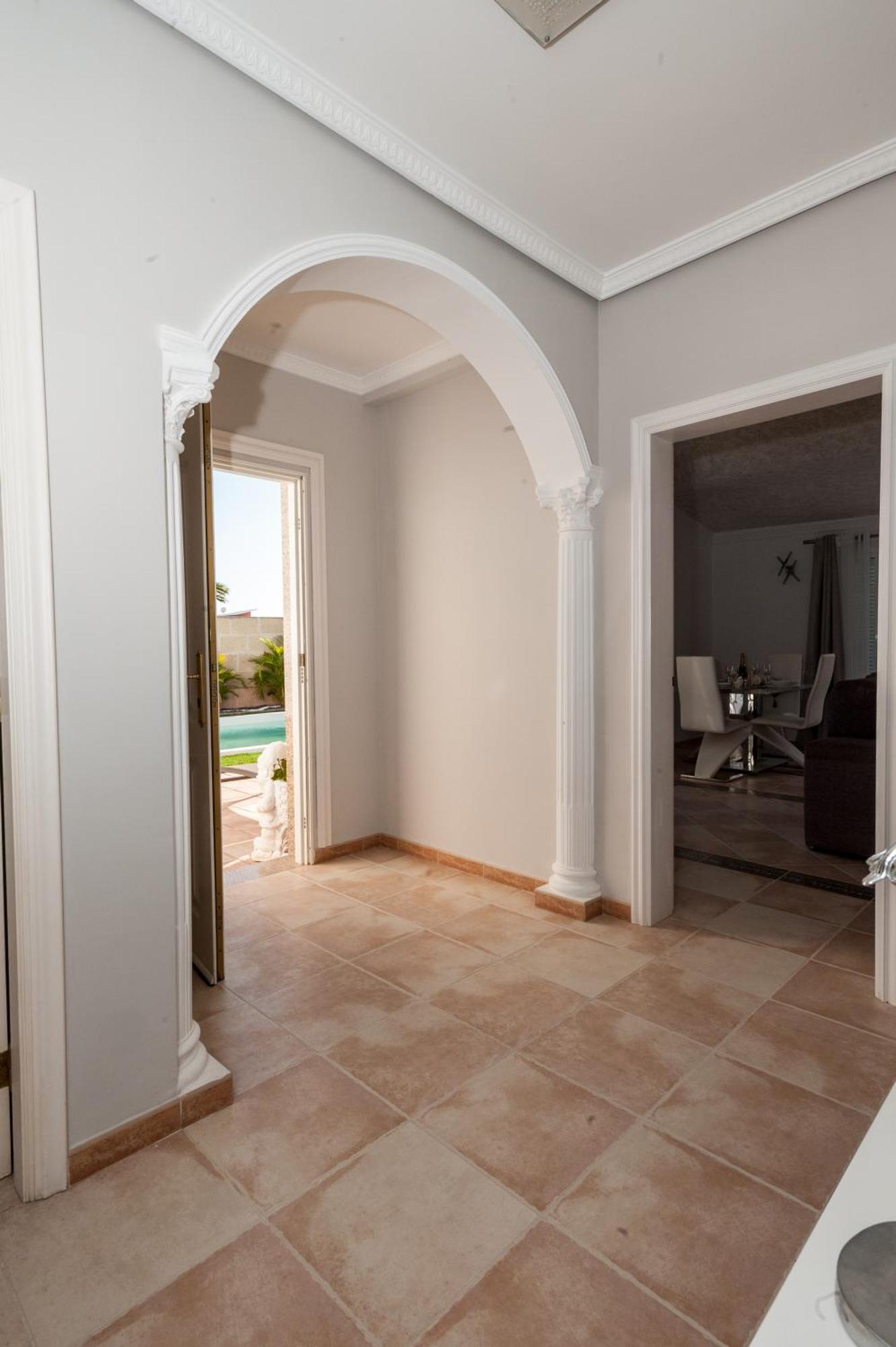 Villa Vanesa Luxury Private Villa With A Heated Pool, 4 Bedrooms And 4 Bathrooms Costa Adeje (Tenerife) Exterior foto